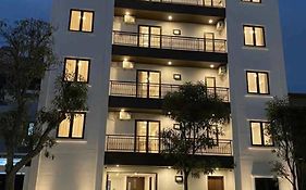 Top Apartment